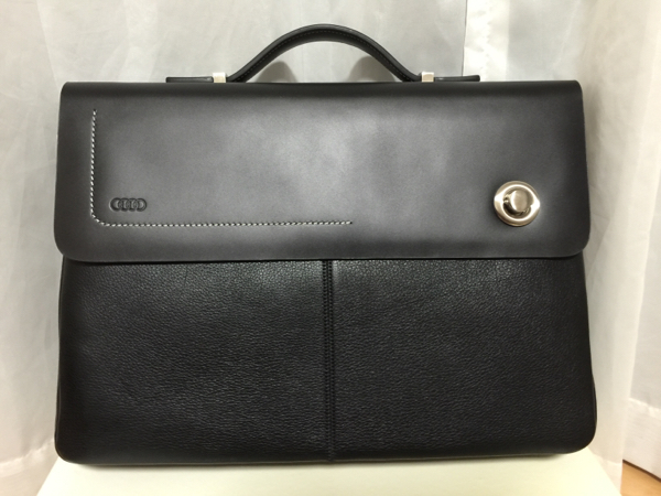 Audi ビジネスバッグ 新品