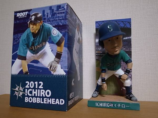 ☆美品【マリナーズ・イチローボブルヘッド】2012.4.20球場配布