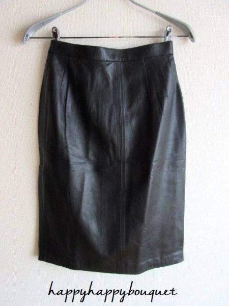 ■新品　ＧＯＬＤＩＡＮＡ　イタリー製　レザースカート　Ｌ