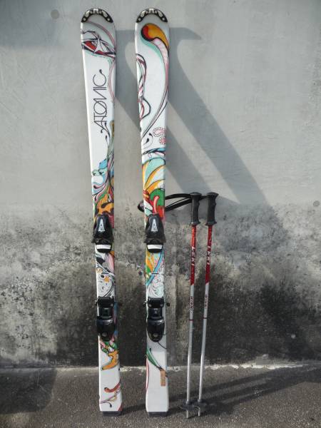 USEDスキー＆ストック☆ATOMIC140㎝＆LEKI85㎝男女兼用デザイン