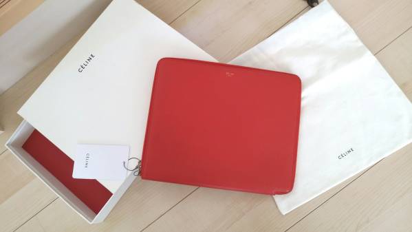 新品本物　セリーヌ　クラッチ　財布　送料無料