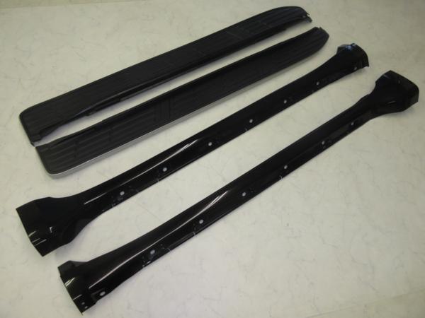 150プラド後期純正 サイドステップ 左右セット 150系ランドクルーザープラド純正サイドステップ左右セット 管理番号