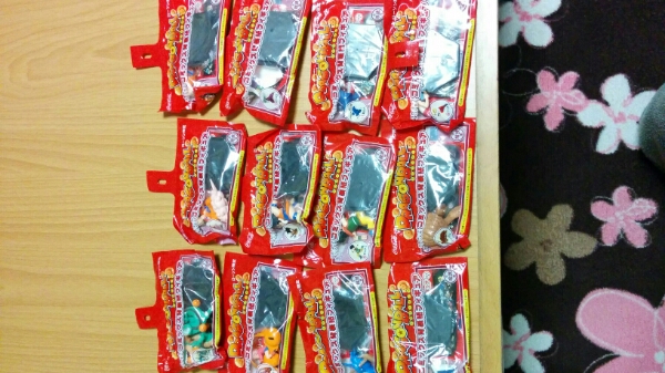希少 新品 ドラゴンボール コミック背表紙フィギュア 全12種 