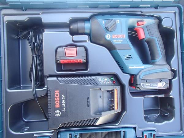 即決税込未使用展示品ボッシュ充電ハンマドリルGBH14，4V-LIY