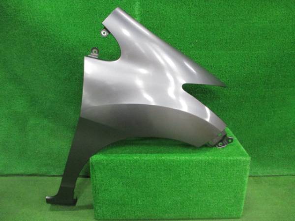 ホンダ　フリード　GB3/GP3　右フェンダー　純正　324760