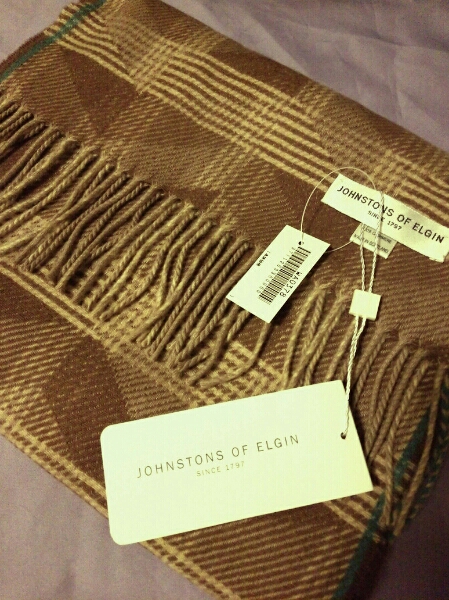ジョンストンズカシミヤ100%マフラー未使用