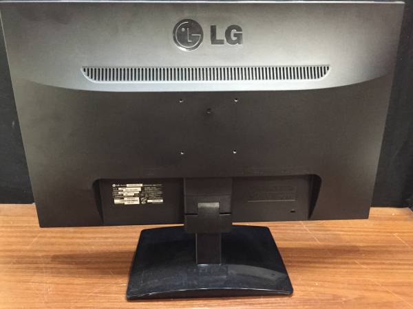 取引 LG E2341VX 23型 LED液晶モニター 良品