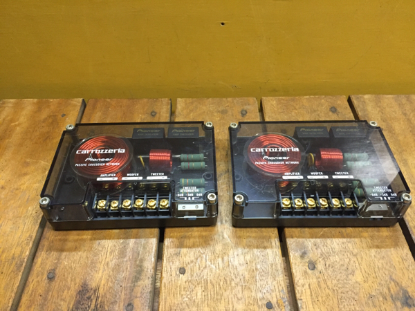 PIONEER製カロッツェリア クロスオーバーネットワーク