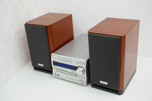 ONKYO オンキョー FR-UN9 ONKYO オンキョー DVD⁄MDミニコンポ FR-UN9 D