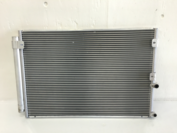 クラウン JZS175 社外 コンデンサー 未使用品