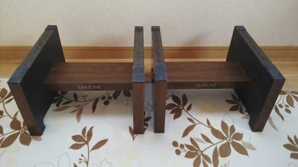 ダイヤトーン スピーカー台 DK-11Z ペアです DIATONE スピーカー