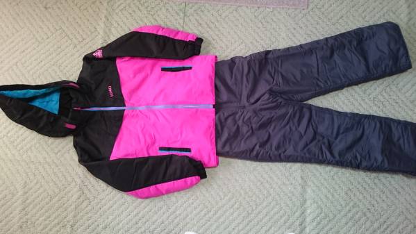 IGNIO スキーウエア 上下セット サイズ調整機能付き