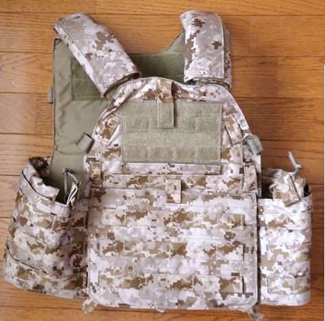 LBT6094タイプ　プレートキャリア　AOR1 FLYYE製 LBT 6094A AOR 1 プレートキャリア 新品 実物 seal devgru DEVGRU風