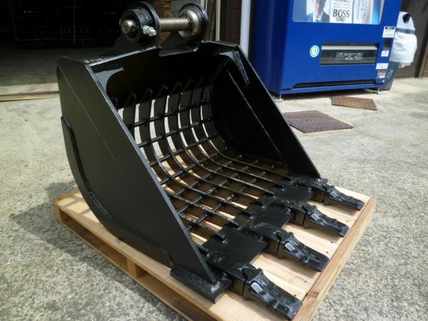 新品 スケルトンバケット 2.0t～3.5t 0.15m3クラス 60x60mm