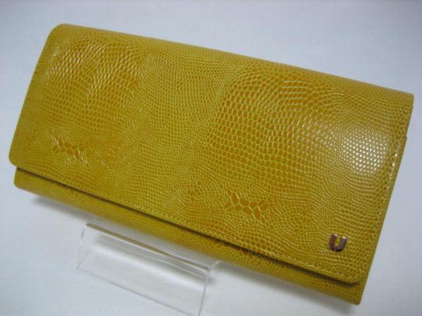 ☆未使用 美品 送料込 U by ウンガロ革製長財布 ピエッツ☆SS321