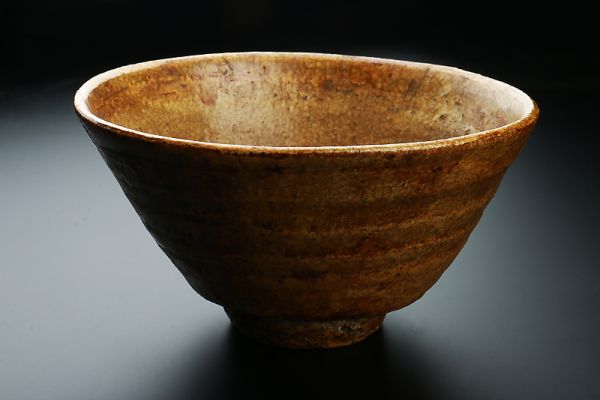 李朝 伊羅保 茶碗 時代物 抹茶碗 茶道具 茶器 朝鮮美術 李朝 高麗 黄伊