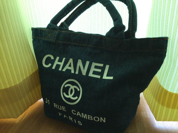 新品 シャネル ノベルティーデニムトート 非売品