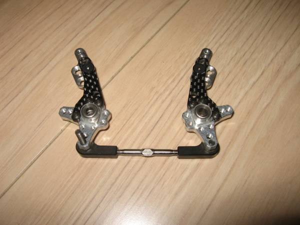 ラップアップ　ハイブリッド　ステアリングワイパー　2駆に