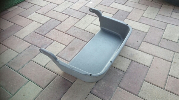 ギガ 純正 センターコンソール部のトレイ 補修に加工ベースに