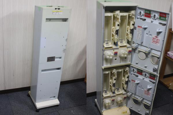 ☆中古☆BANDAI☆カードダス本体☆4面☆BCM-2000☆鍵付き☆(筐体