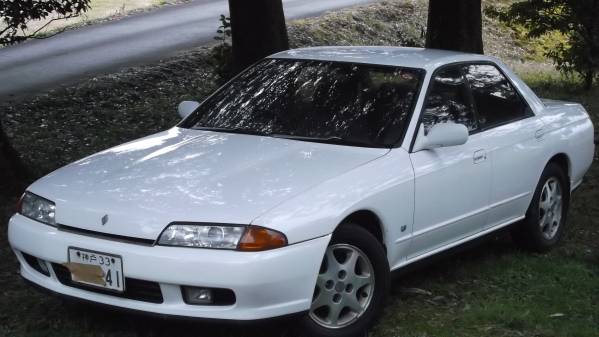 平成４年式 R32 ４ドア Ecr32 ２５００ Na ５f スカイライン 売買されたオークション情報 Yahooの商品情報をアーカイブ公開 オークファン Aucfan Com