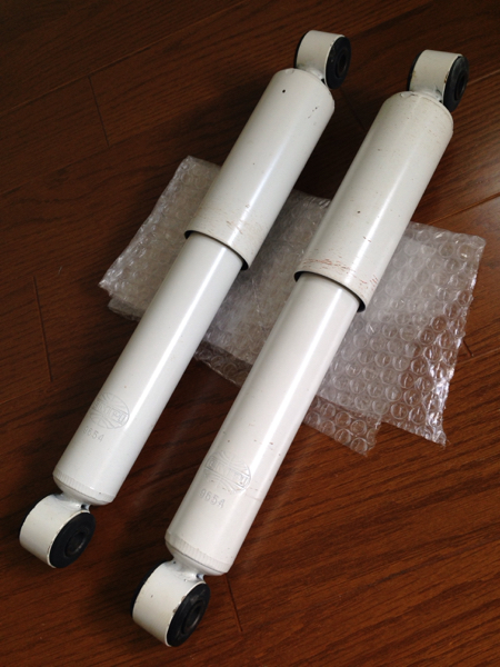 空冷ビートル　EMPI ショックアブソーバー 9657 2本セット 空冷vw EMPI ガスショック2本 空冷ビートル EMPI ショックアブソーバー
