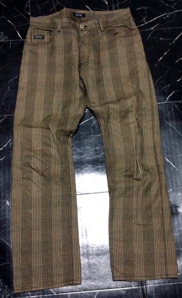 バーバリーブラックレーベルのパンツ☆