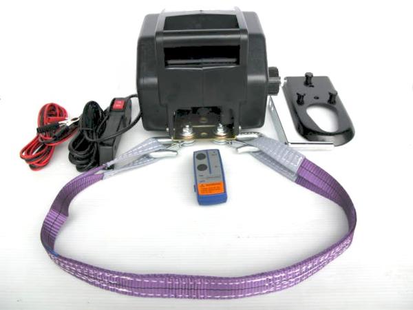 DC12V 電動ウインチ 1．3t ポータブル！！どこでも電動