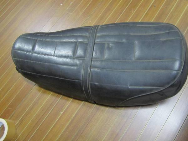 kawasaki Z1シート純正　黒スポンジ Yahoo!オークション - Z Z1 Z2 カワサキ 純正シート 黒スポンジ 純正