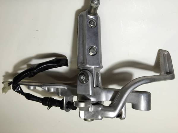 ☆純正ステップ☆CB-1300SF/SC54☆ ご覧頂きましてありがとう御座い