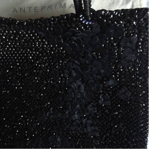 ANTEPRIMA ワイヤーバッグ　レザーの花付き　ブラック ☆アンテプリマ レザー花 ワイヤーバッグ 黒 フィオーリ