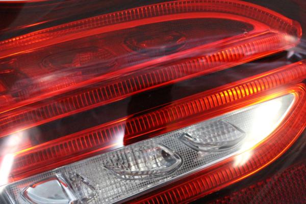 62-379H☆美品☆S205 ベンツ Cクラス ワゴン☆左テールライト