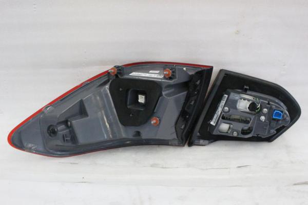 62-379H☆美品☆S205 ベンツ Cクラス ワゴン☆左テールライト
