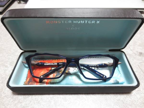 モンスターハンター　ALOOK　眼鏡　ディノバルド