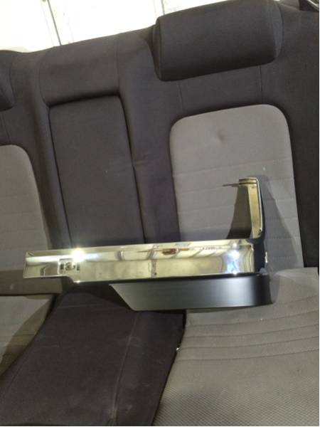 ＵＤ ビックサム 純正 新品 左側 ヘッドライト メッキロアグリル