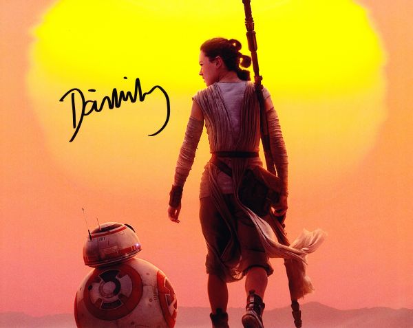 デイジー・リドリースターウォーズ 直筆サイン写真 証明書 3493