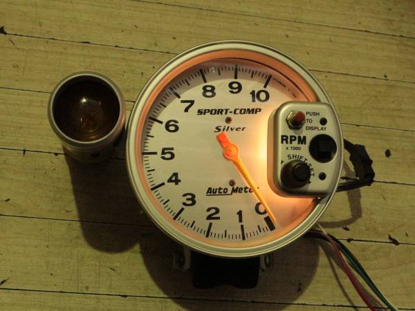autometer sport-comp 3911 タコメーター シフトランプ 10000rpm