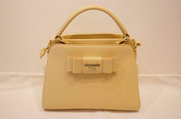 サマンサベガ*メルドー小*ベージュ*2way*ショルダー*美品*CM着用