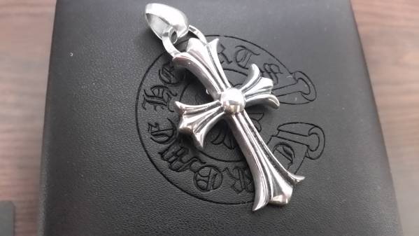 スモールCHクロスウィズヴェイルシリアルカード 付き Chrome Hearts CH
