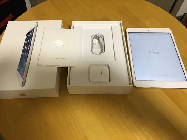 AppleアップルiPadmini2銀シルバー16GBcellularSIMフリーおまけ