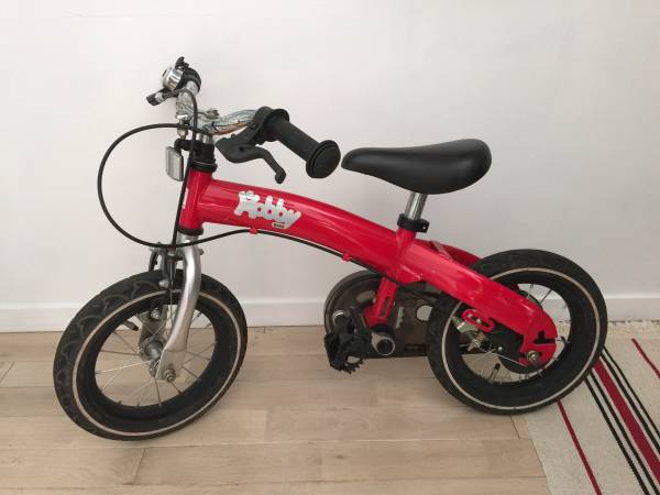 【中古品】へんしんバイク★スタンドなし(カラー赤)