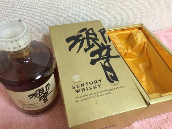 サントリー 終売品 響17年 700ml SUNTORY 箱付 アルコール分43