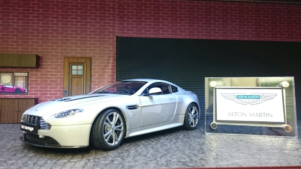 V12 AUTO art アストンマーティン V12 vantageS 1/18 1⁄18 アストン