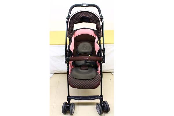 ★Combi コンビ ディアクラッセオート4キャス XA-500 ベビーカー