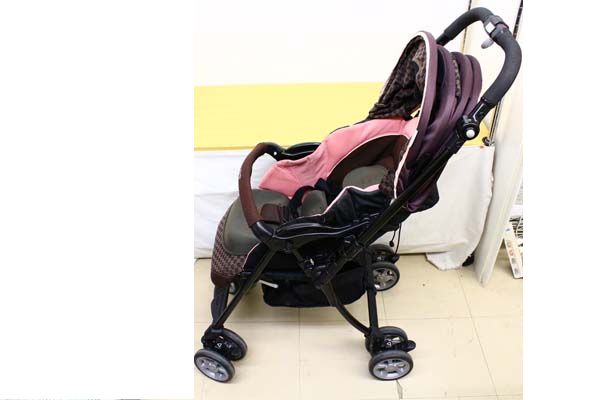 ★Combi コンビ ディアクラッセオート4キャス XA-500 ベビーカー