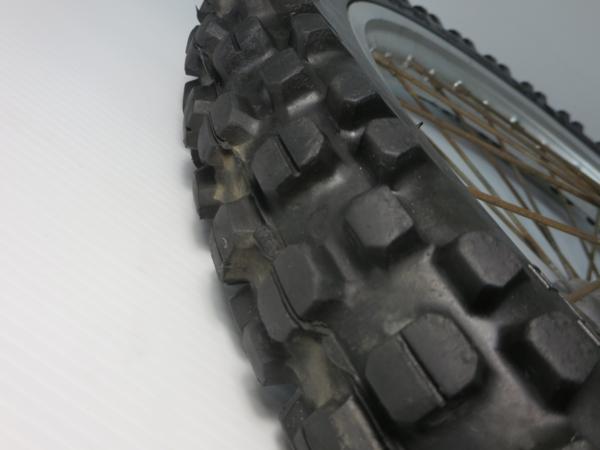 激安 KDX125SR 純正フロントホイール D603 2.75-21 17年製 激安 KDX125SR 純正フロントホイール D603 2.75-21 17年製