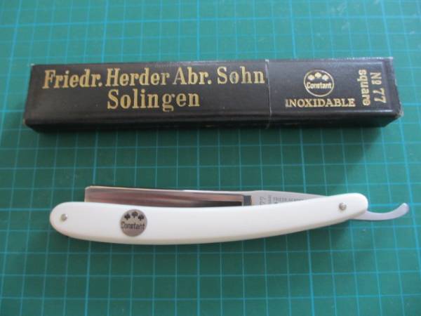 低価，豊富な ○Constant ドイツ 剃刀 西洋 カミソリ レザー 理容 床屋