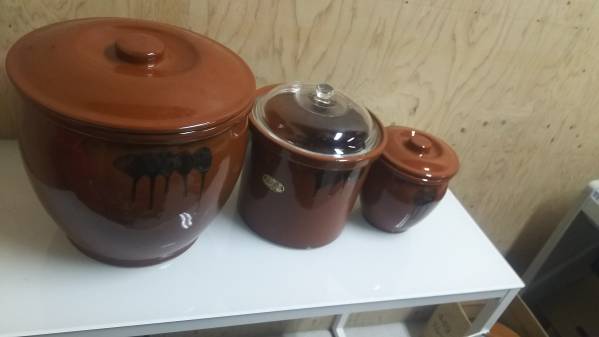 新品未使用！常滑焼き保存容器。大中小１セット。