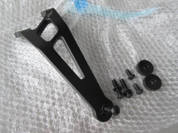 モンスター１１００ｅｖｏ用　エヴォテック製マフラーステー_1