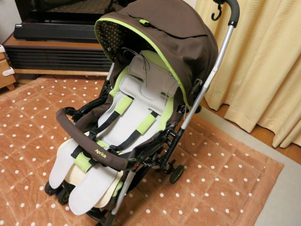 アップリカ・ベビーカー超美品 おまけ付き！ アップリカ マジカル 